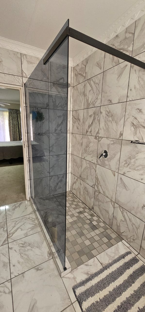 3 Bedroom Property for Sale in Safari Gardens North West